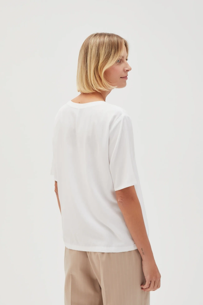 Gładka koszula z wiskozy biała