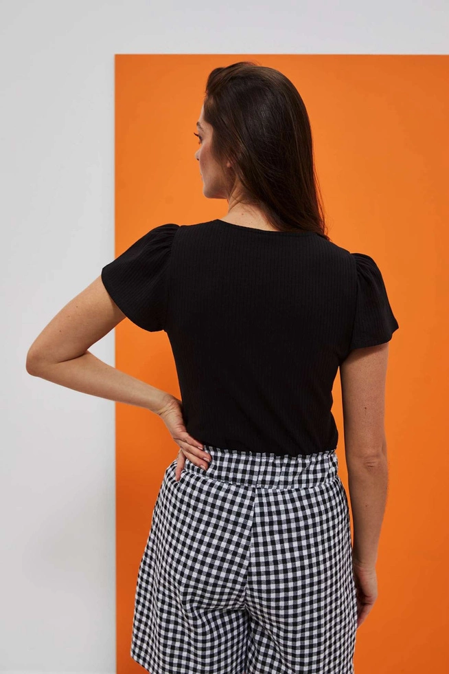 Bluzka z prążkowanej dzianiny z krótkimi bufaistymi rękawami czarna