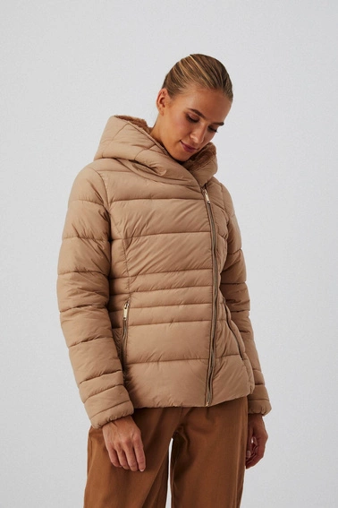 Pikowana kurtka z misiem