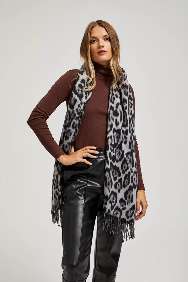 Szalik w panterkę