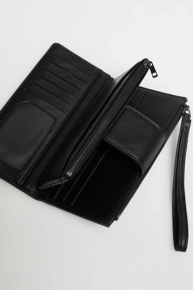 Duży portfel czarny