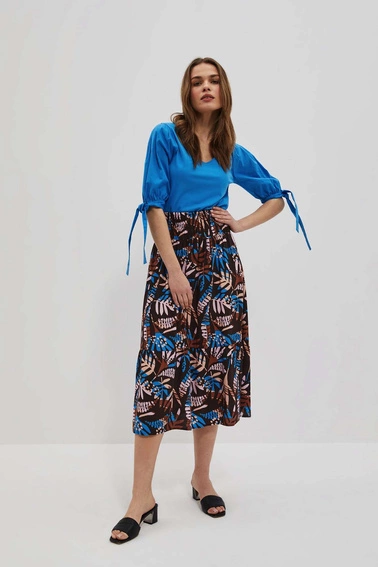 Bluzka z wiązaniem na rękawach lazurowa