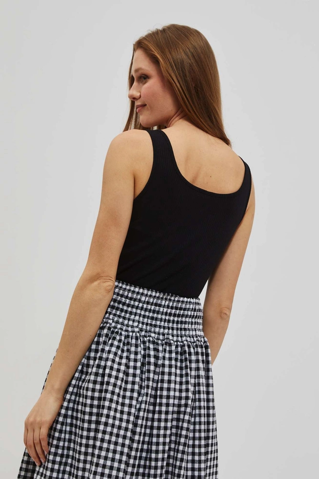 Dopasowany prążkowany top czarny