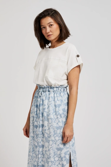 Bluzka z kieszonką i okrągłym dekoltem biała