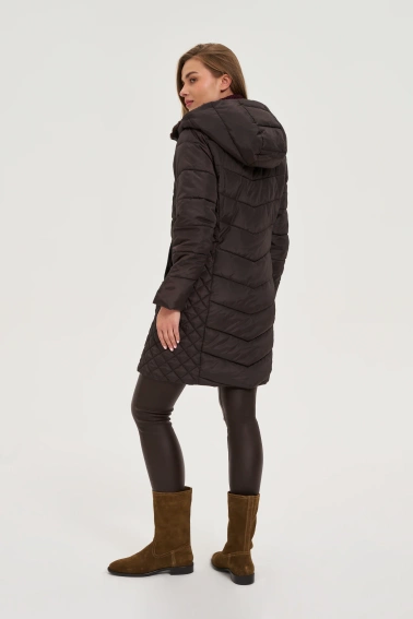 Kurtka z ocieplanym kapturem brązowa