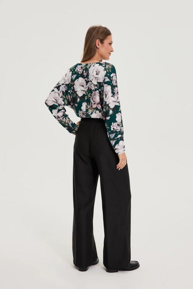 Spodnie z szerokimi nogawkami czarne