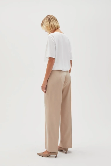 Spodnie z nogawkami w kant beżowe
