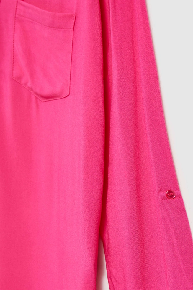 Koszula z dekoltem w serek i kieszonką