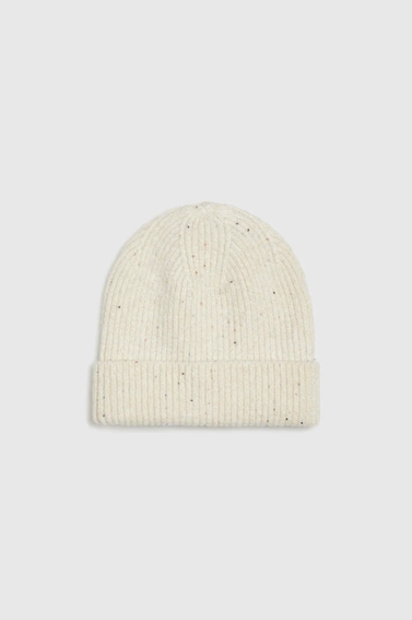 Czapka zimowa jasnobeżowa