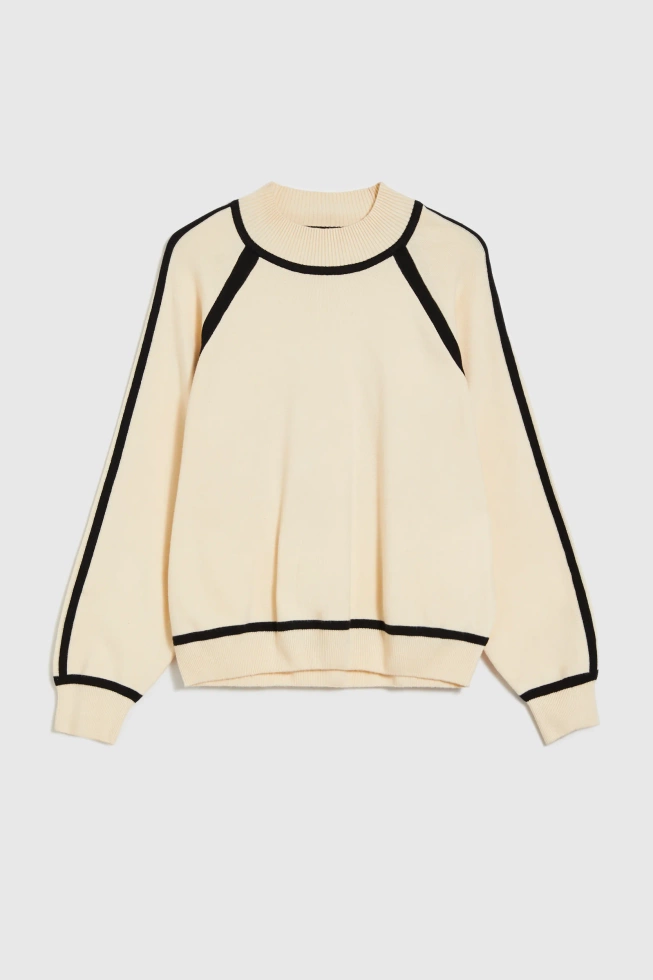 Sweter z półgolfem beżowy